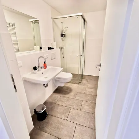 Zu Hause Auf Reisen - Direkt In Der Innenstadt Hanóver Exterior foto