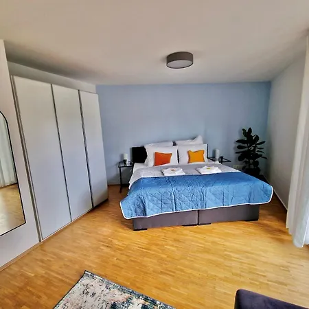 Zu Hause Auf Reisen - Direkt In Der Innenstadt Hanóver Exterior foto