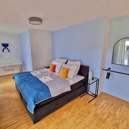 Zu Hause Auf Reisen - Direkt In Der Innenstadt Hanóver Exterior foto